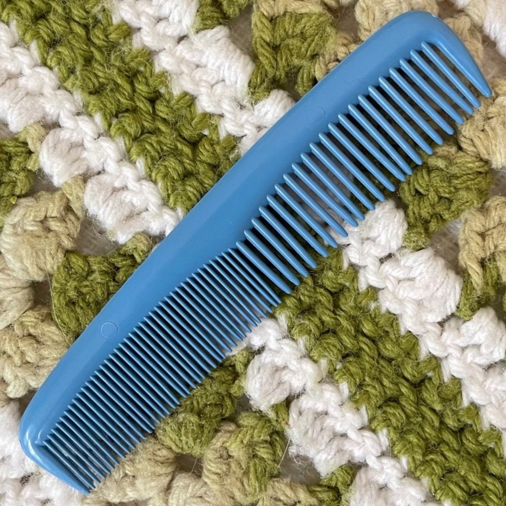 Vintage USA 5" Hair Comb Plastic blue Pocket Purse‎ Comb Unbreakable USA used
